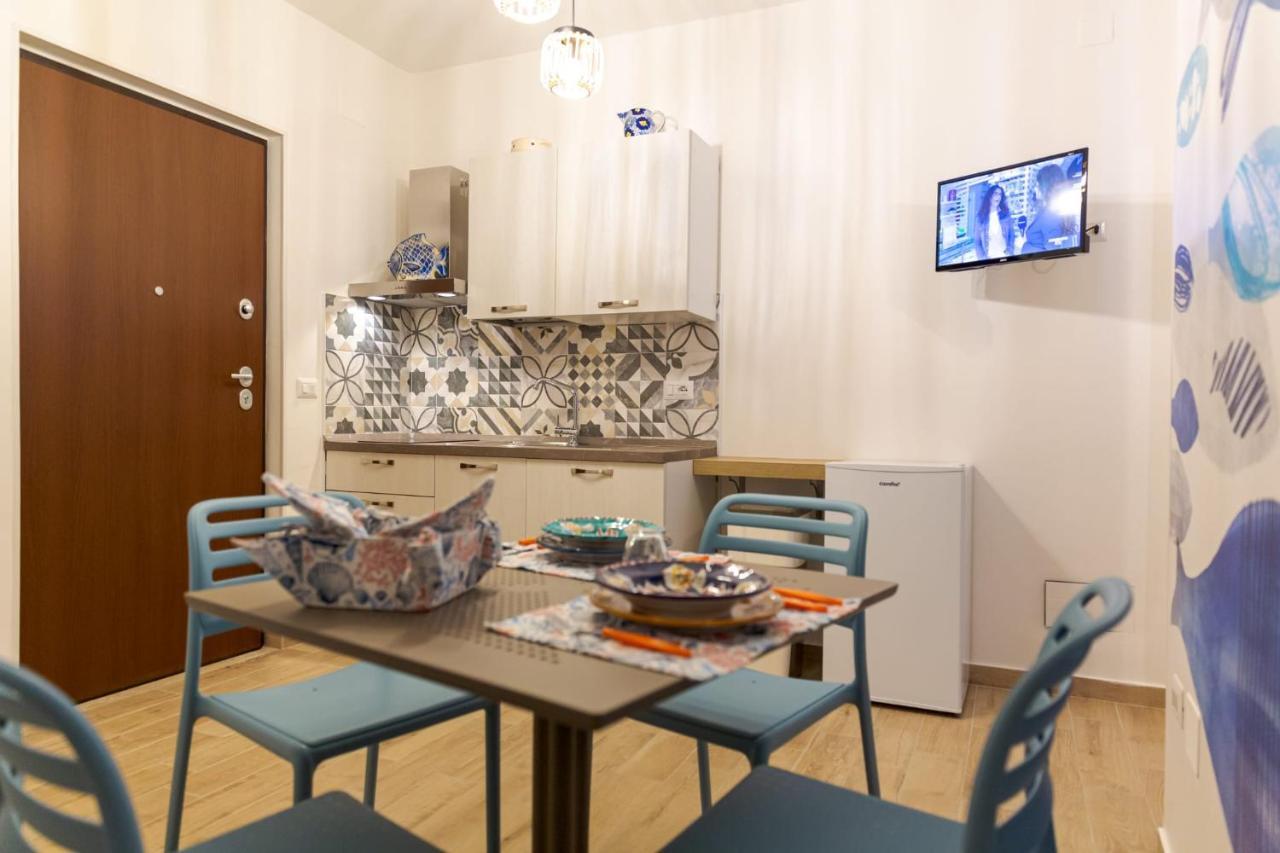 Sea Garden Apartments Ашеа Экстерьер фото